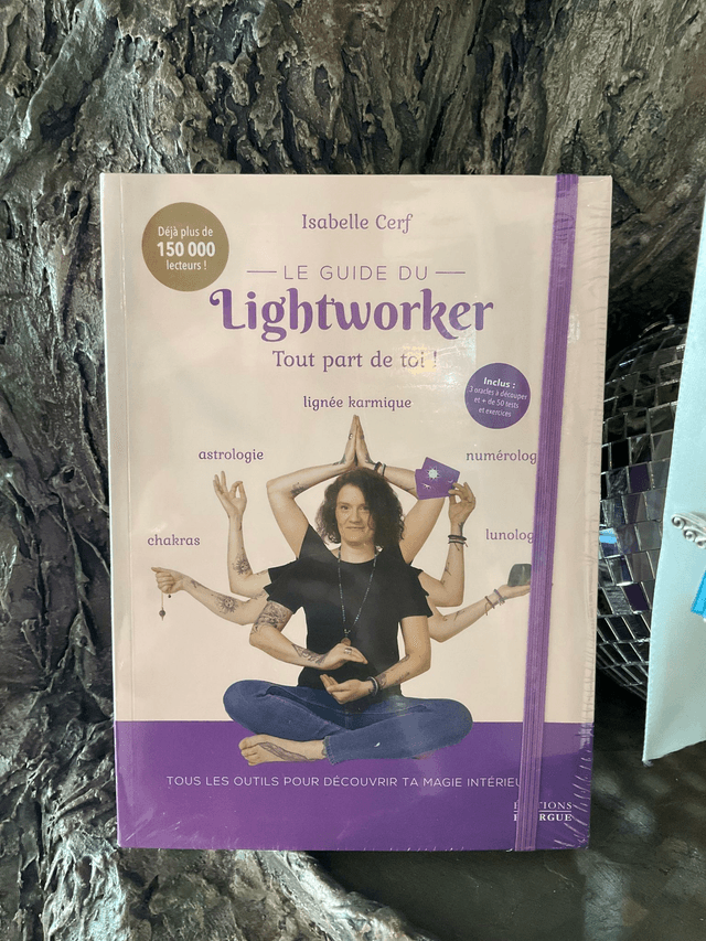 Livre &quot;Le guide du Lightworker&quot; - Isabelle Cerf